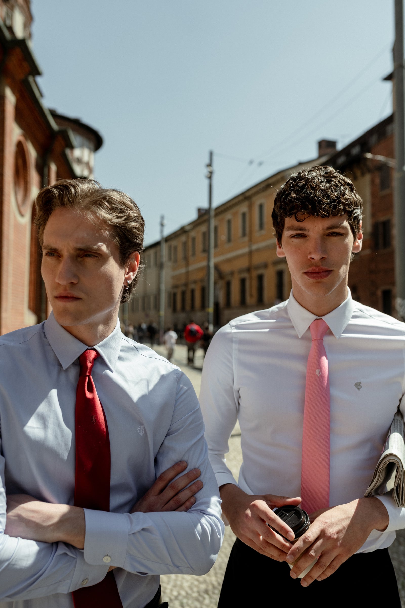 英雄丝质粉色领带 