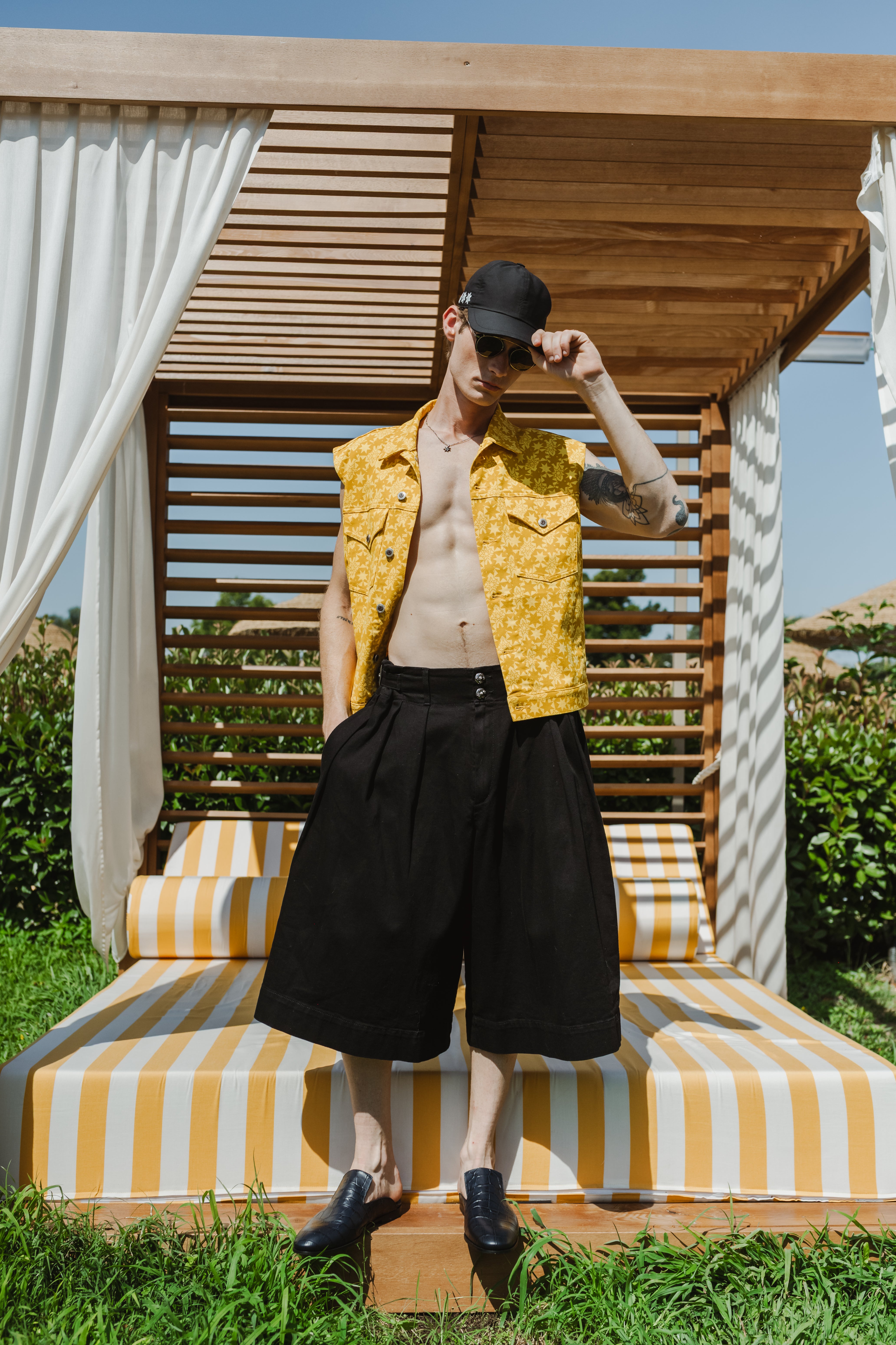 档案黄色牛仔无袖夹克