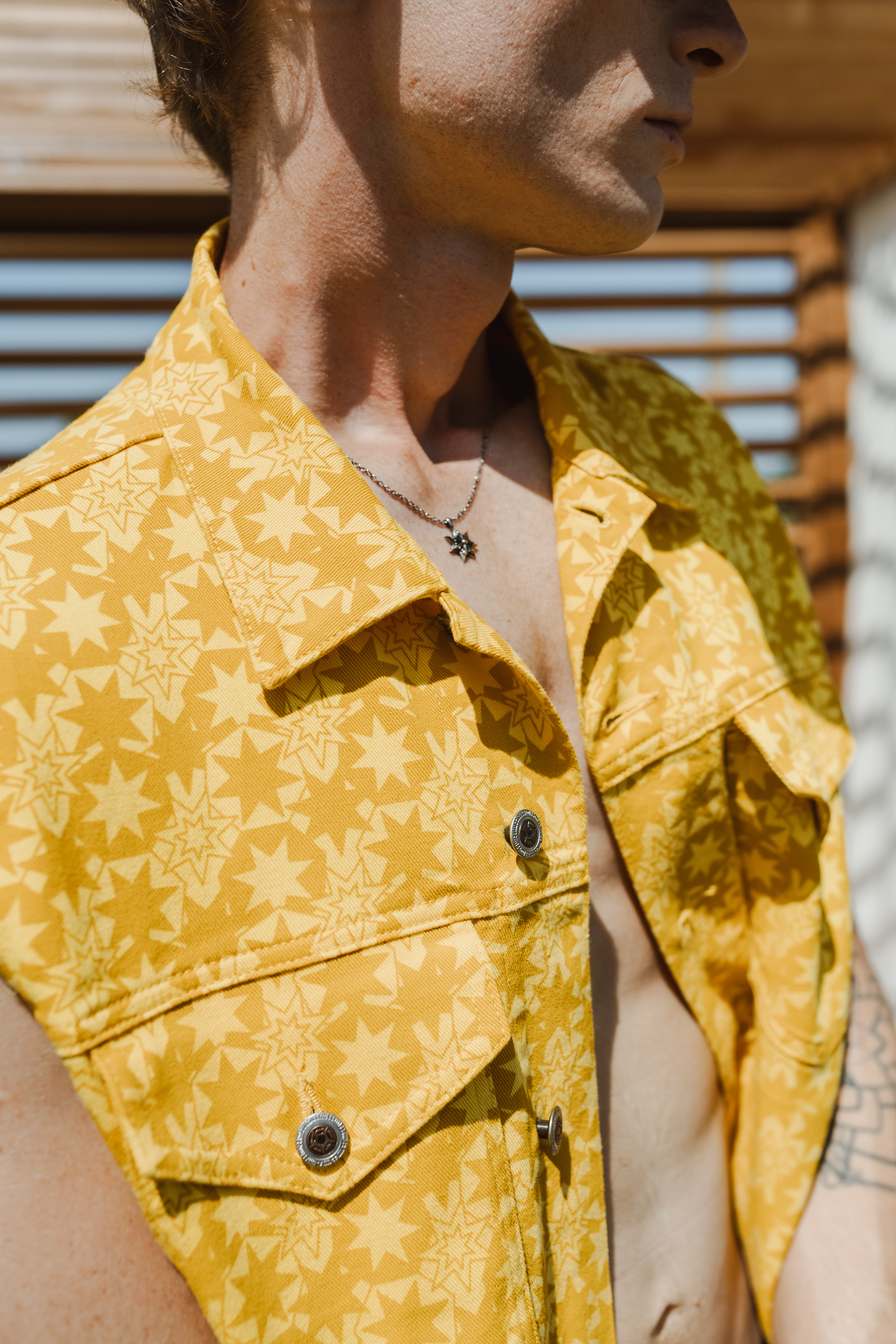 档案黄色牛仔无袖夹克