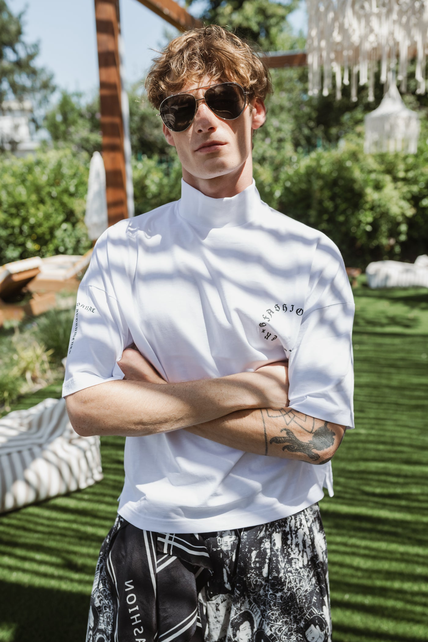 White turtleneck t-shirt with logo