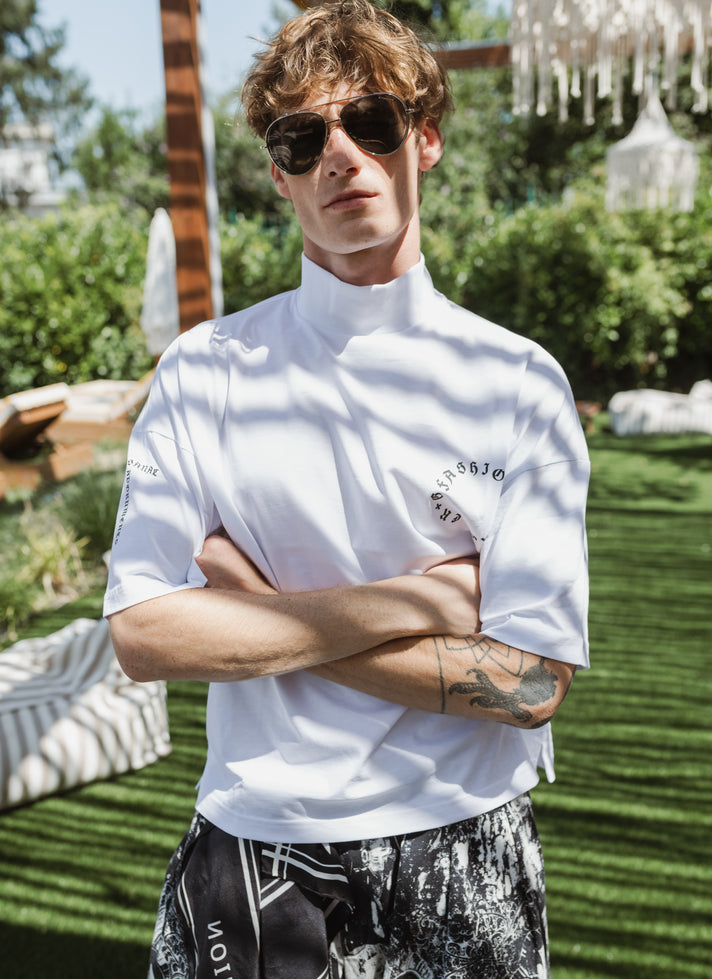 White turtleneck t-shirt with logo