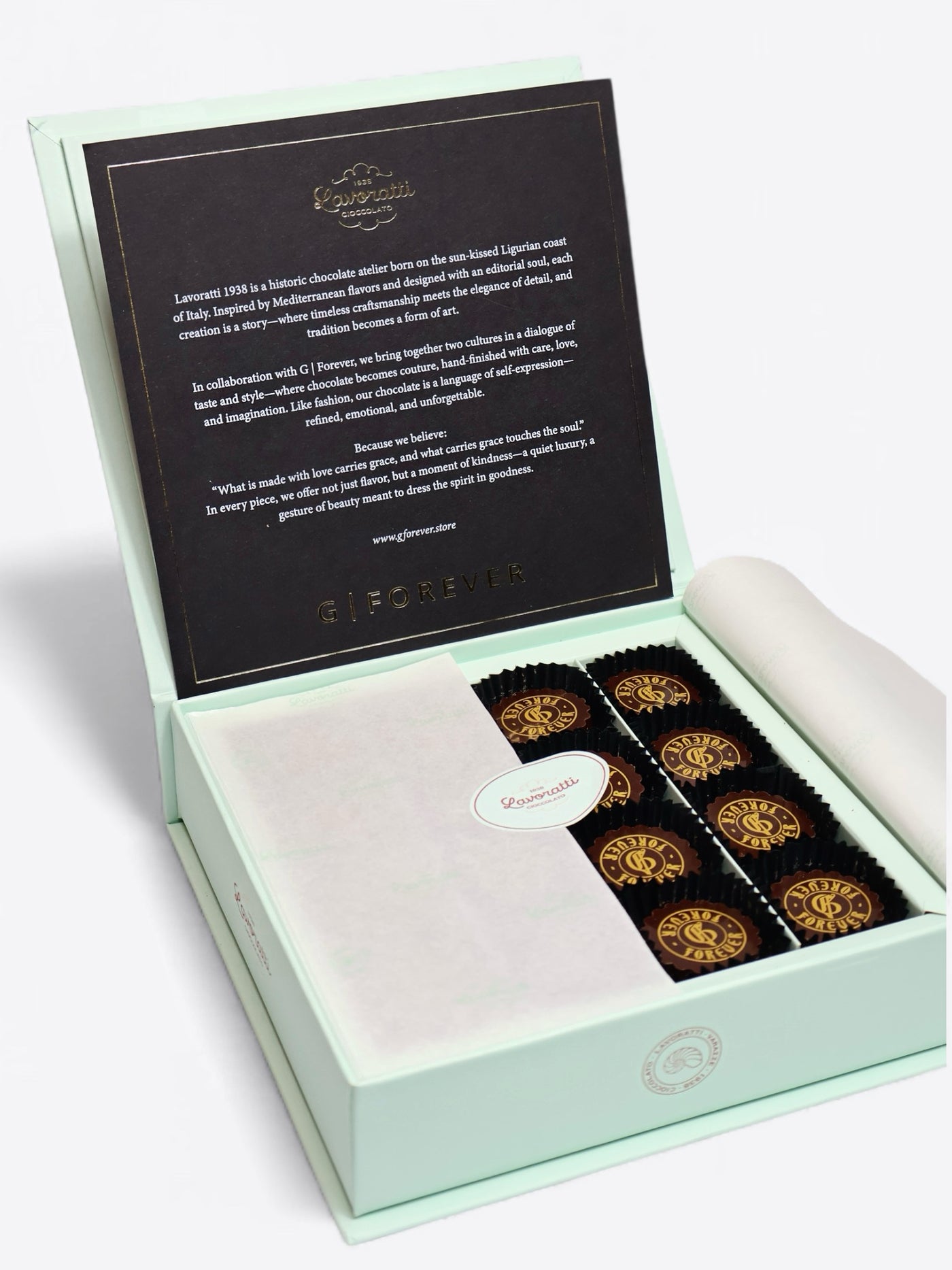 Assorted Pralines 16 pcs