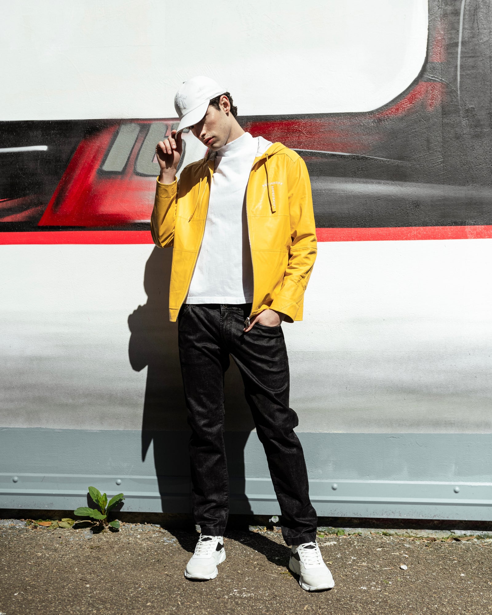 FIVE POCKET BLACK JEANS