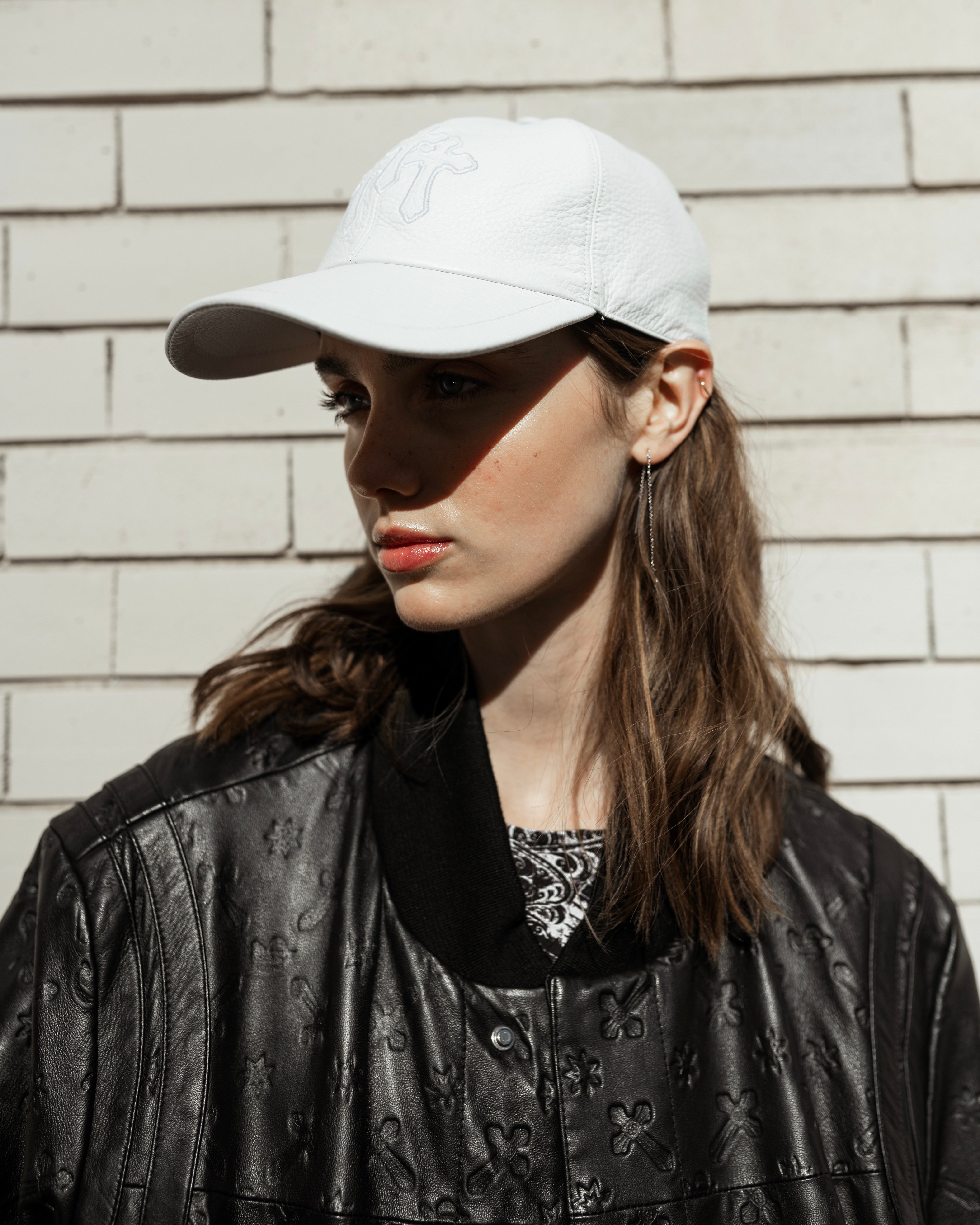 WHITE DEER BASEBALL CAP