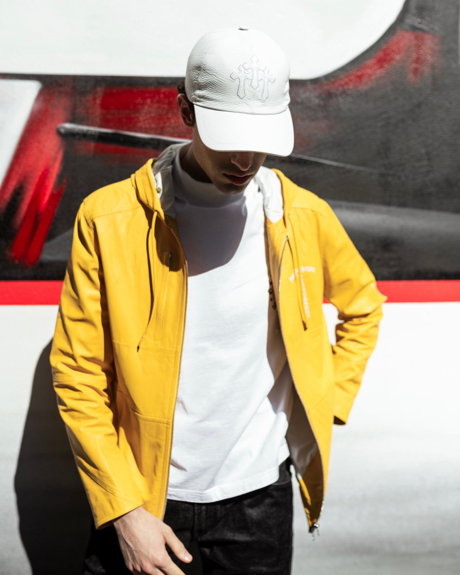 WHITE DEER BASEBALL CAP