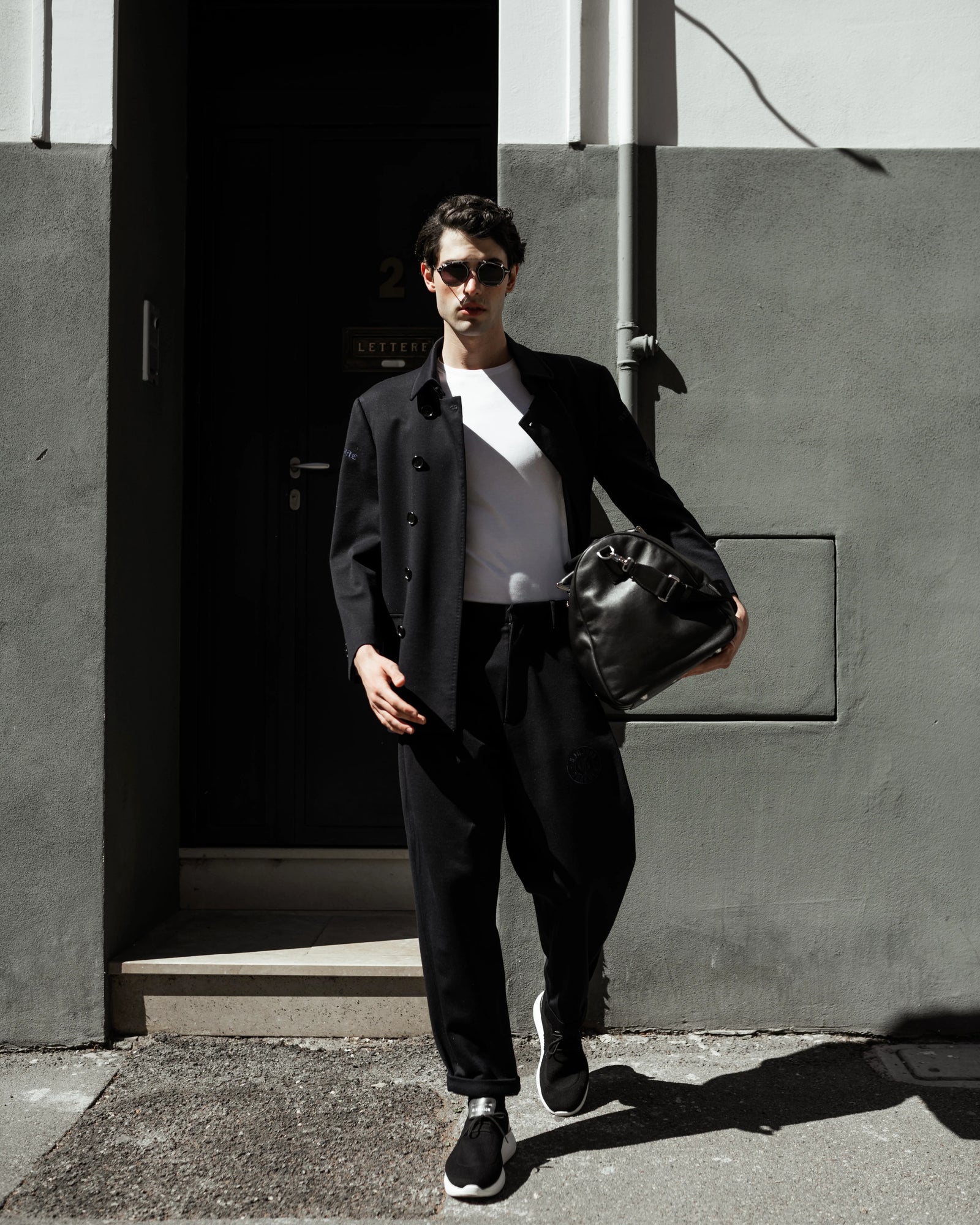 深蓝色羊毛混纺长裤