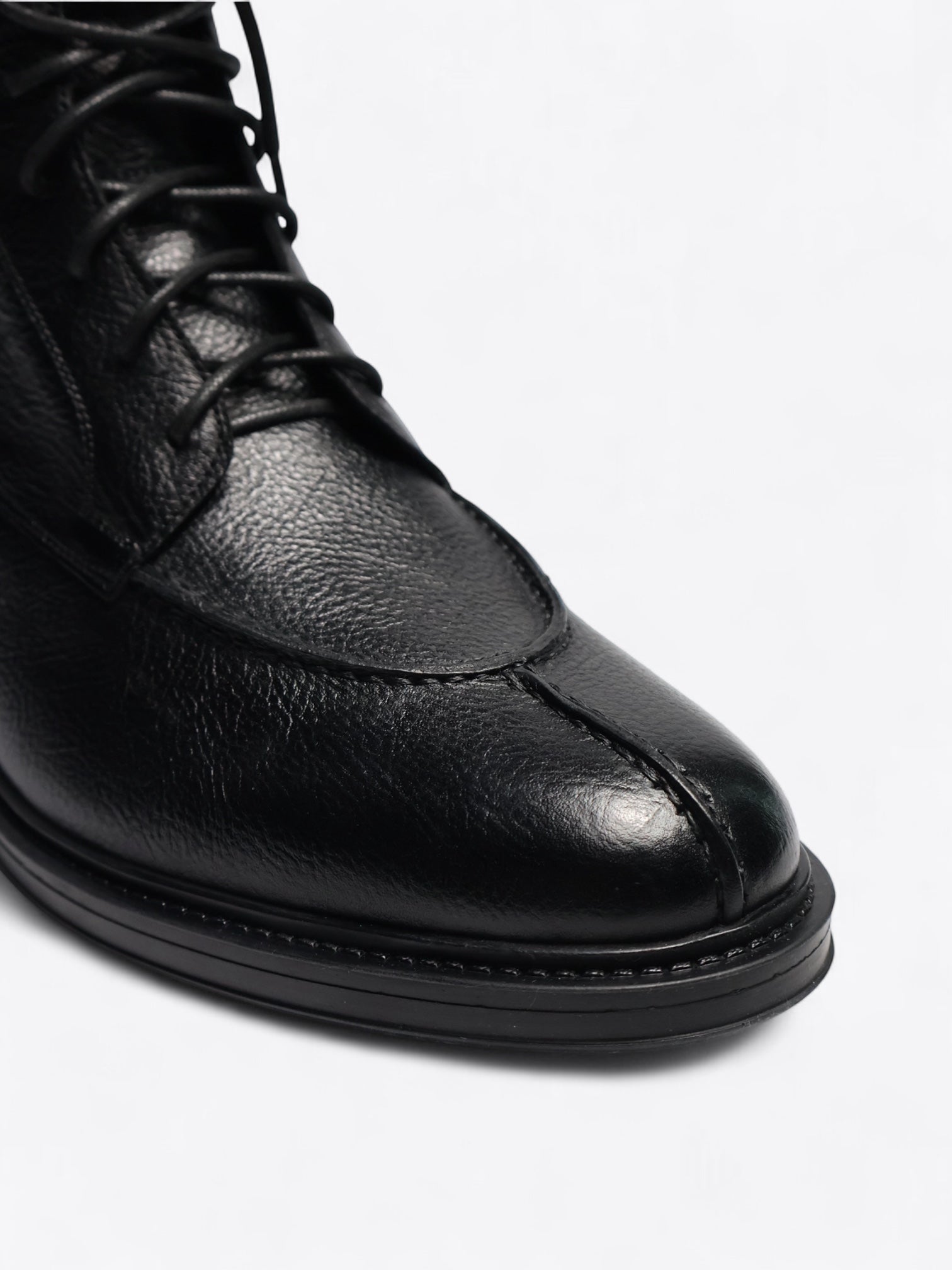 Robin 黑色小牛皮短靴 