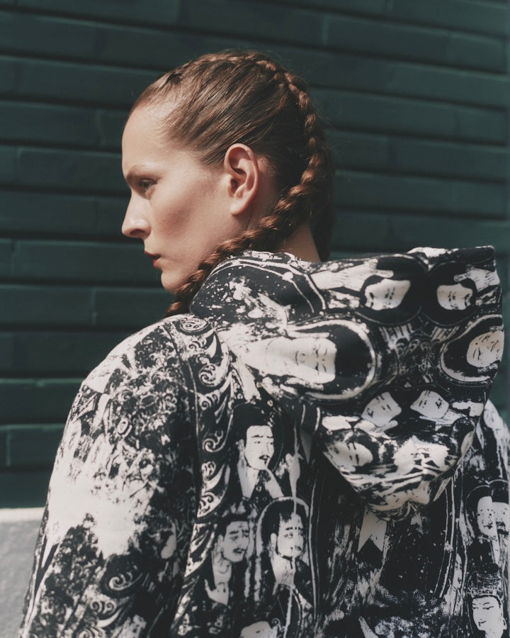    佛系中性连帽衫 带加垫 