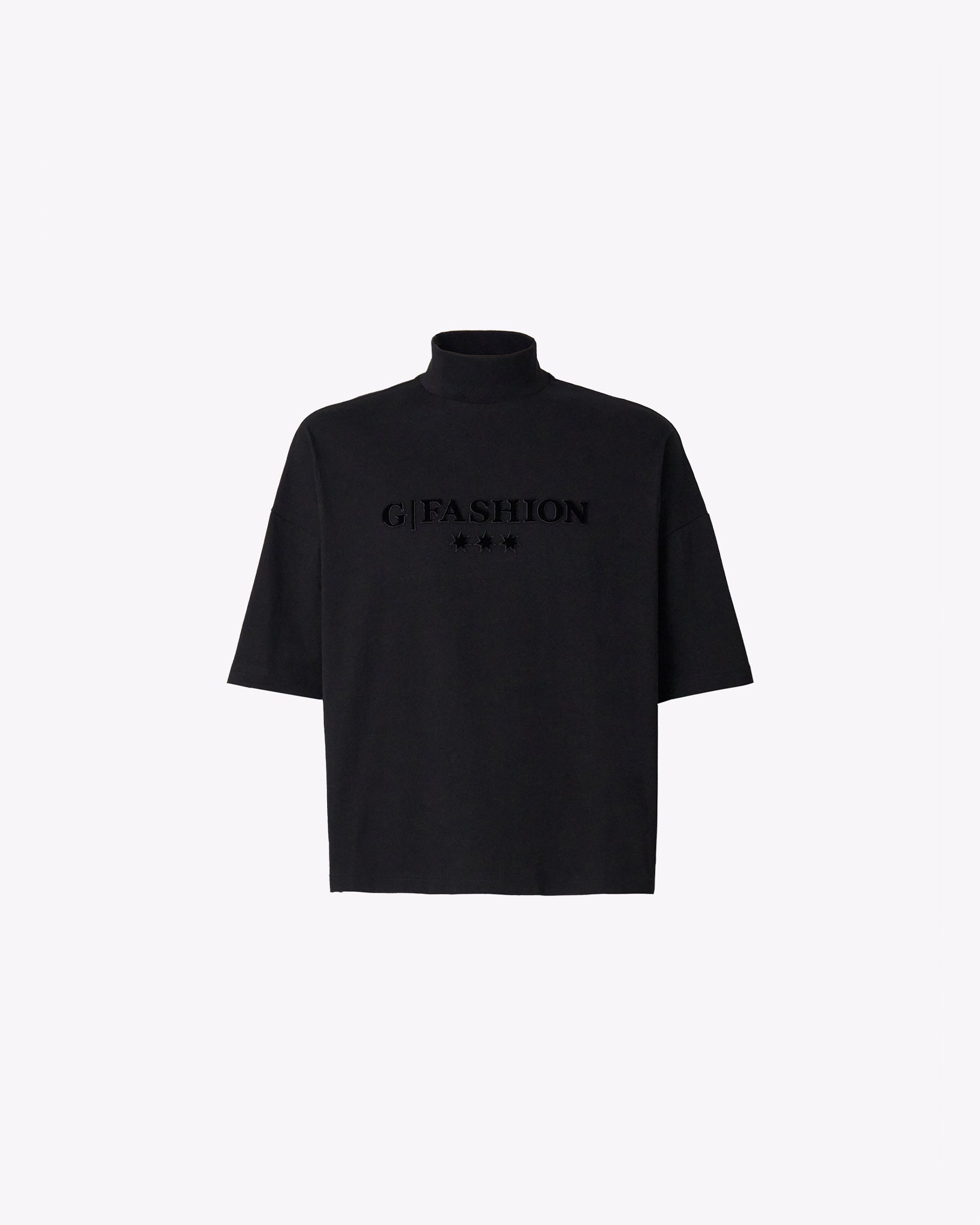  黑色短袖T恤，带有黑色印花