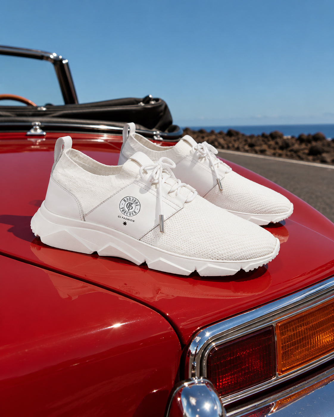 WHITE VENTURE FIT ATHLETIC SNEAKERS