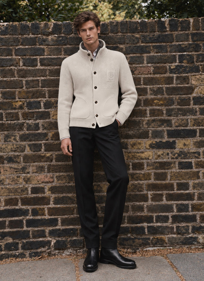 White cardigan with fur collar