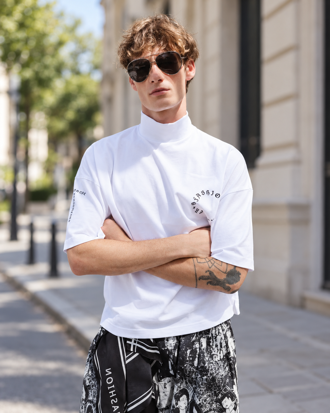 White turtleneck t-shirt with logo