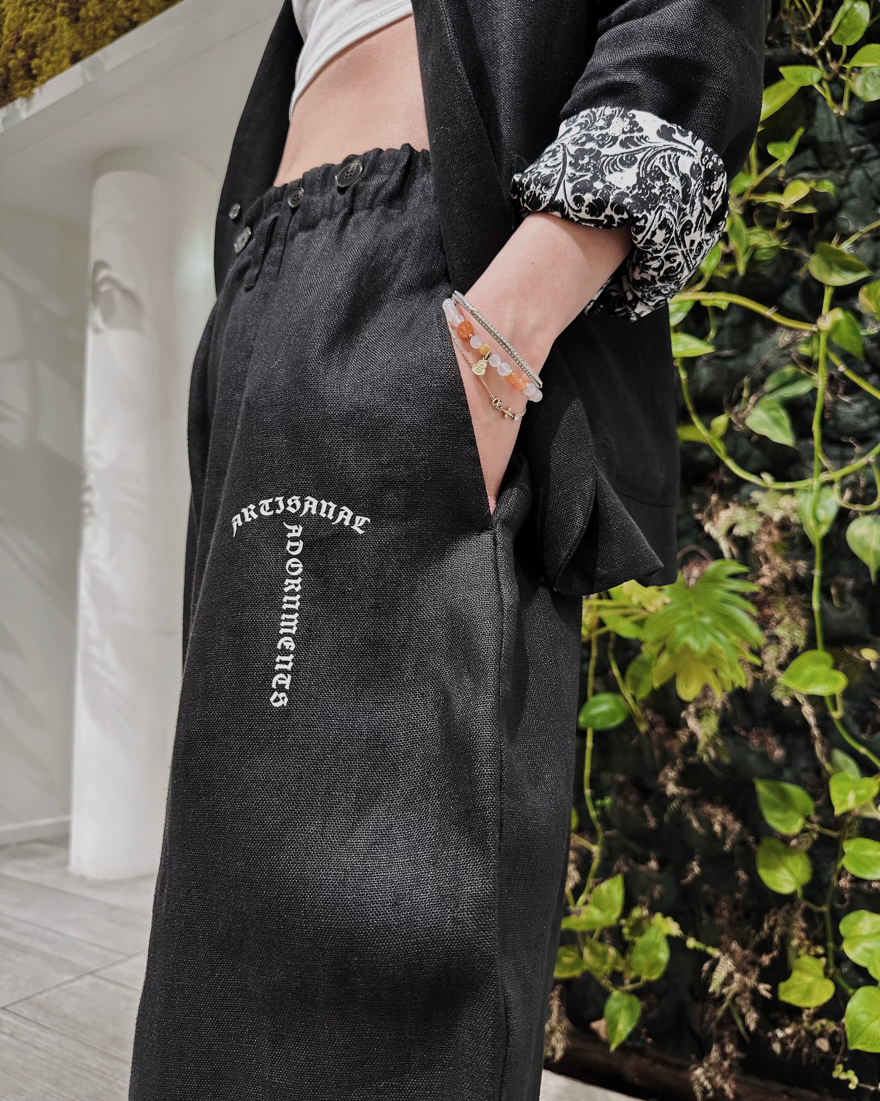 黑色解构宽松裤