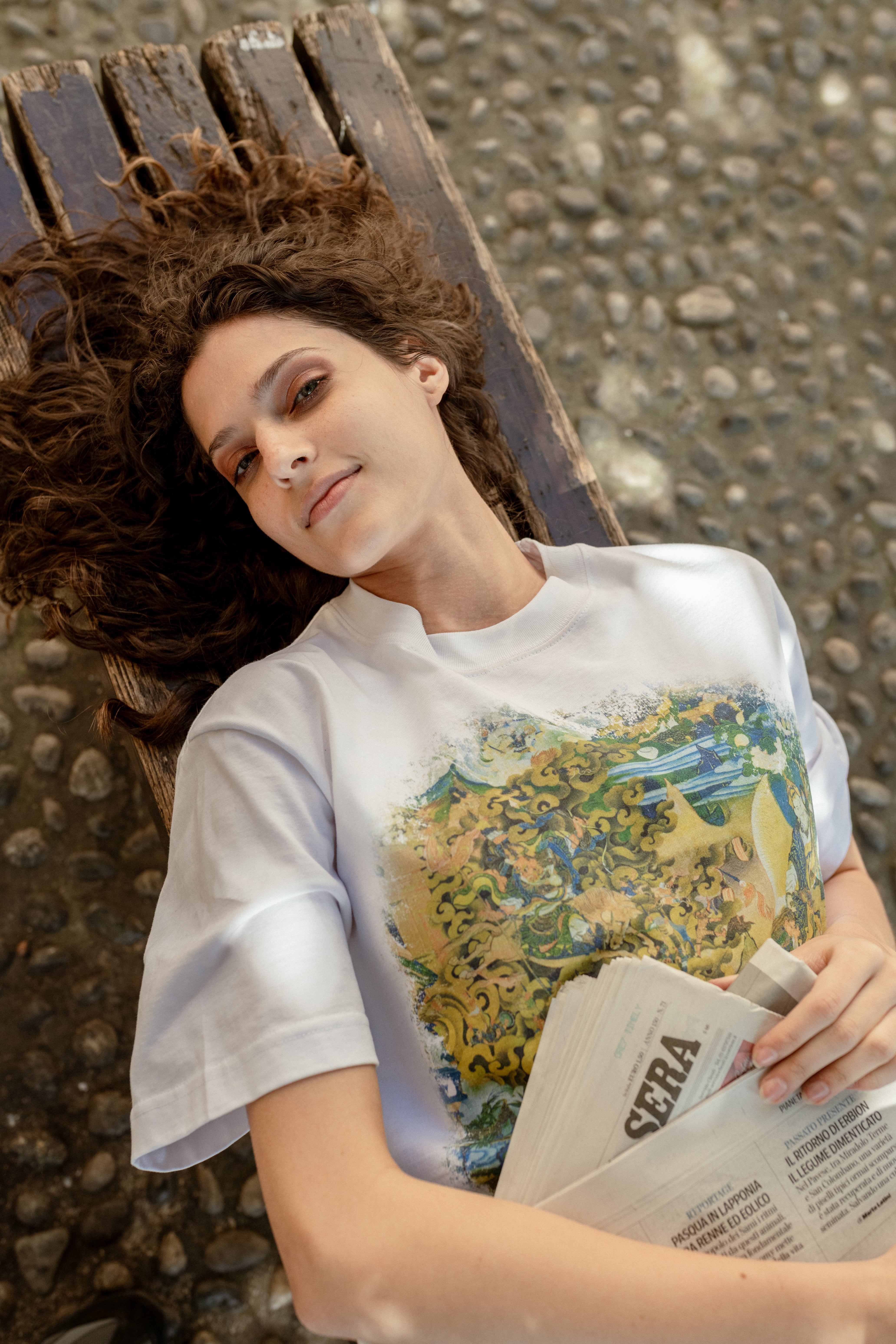 WHITE T-SHIRT WITH COLORFUL BUDDHA