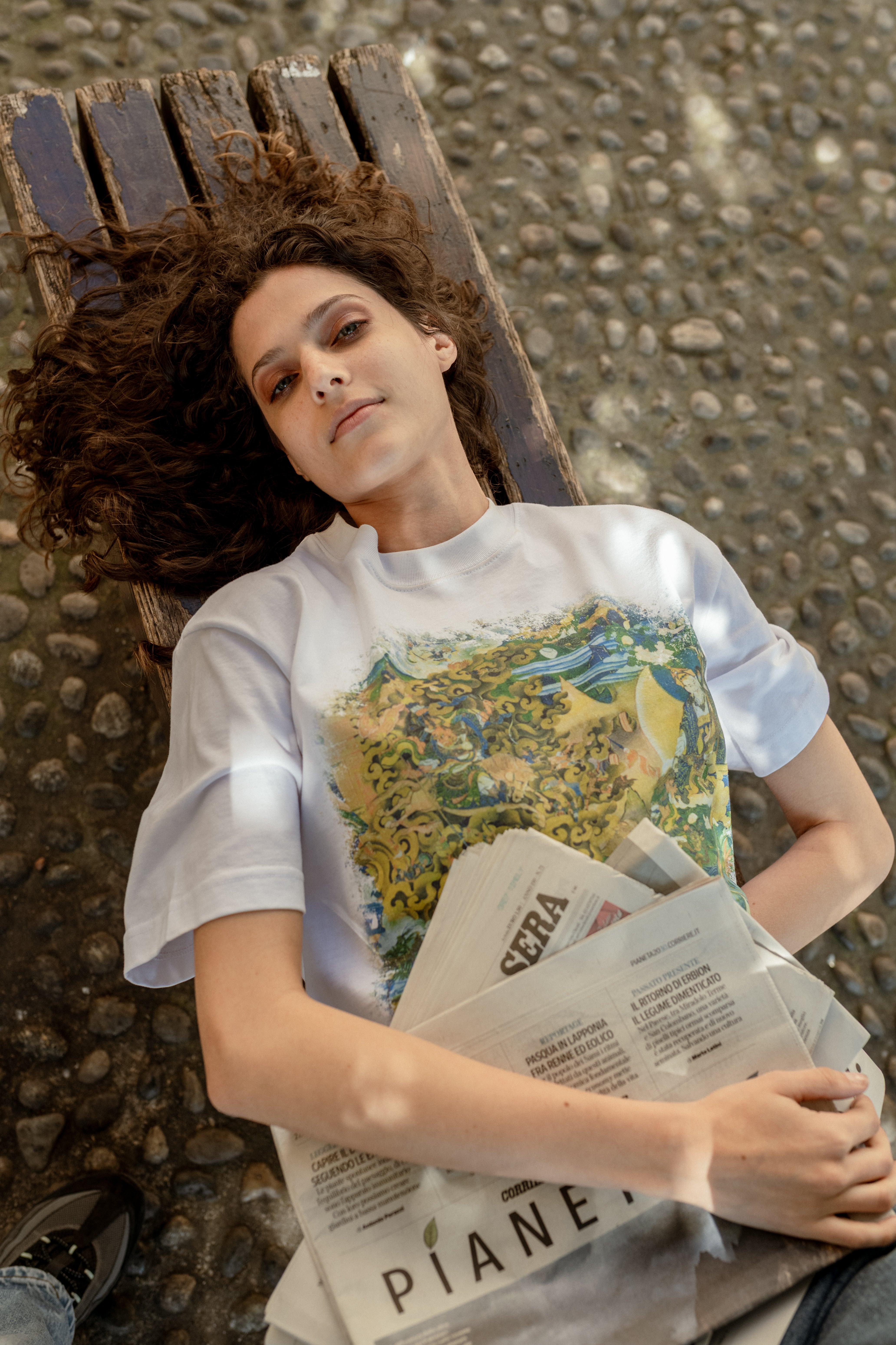 WHITE T-SHIRT WITH COLORFUL BUDDHA