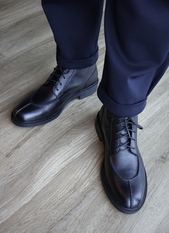 The Robin Black Calfskin Boots