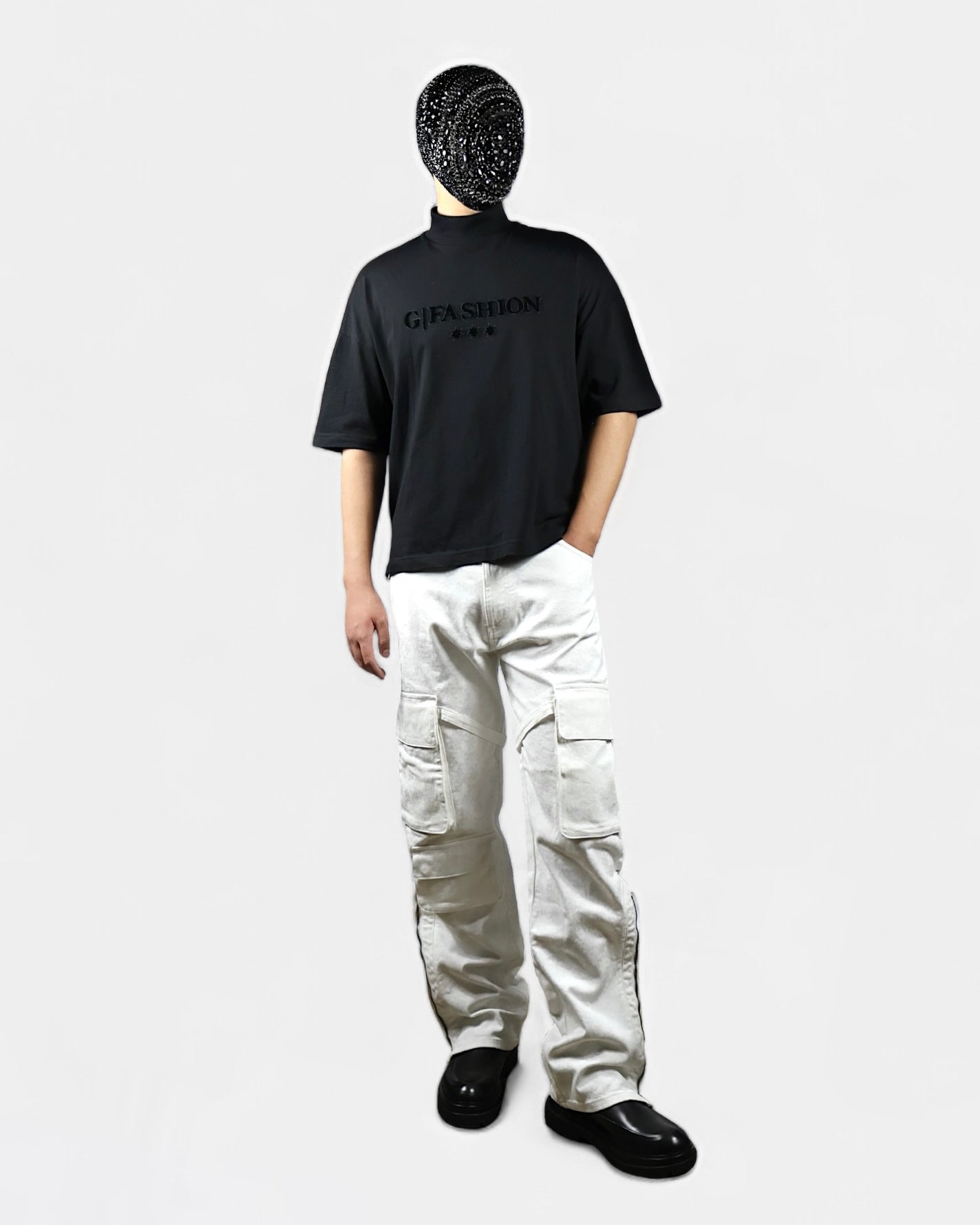 带口袋的白色七芒星牛仔裤