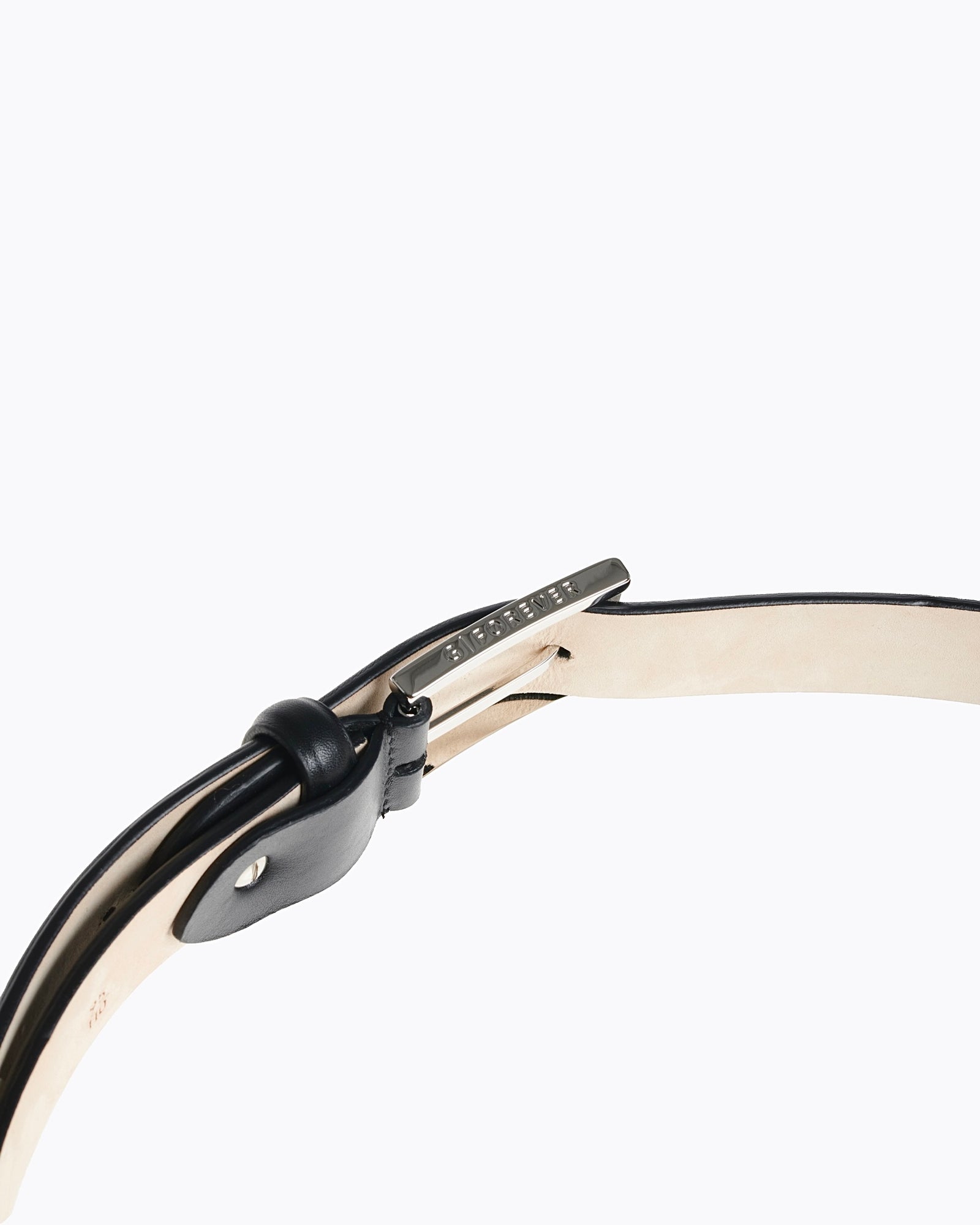 黑色英雄小牛皮皮带 