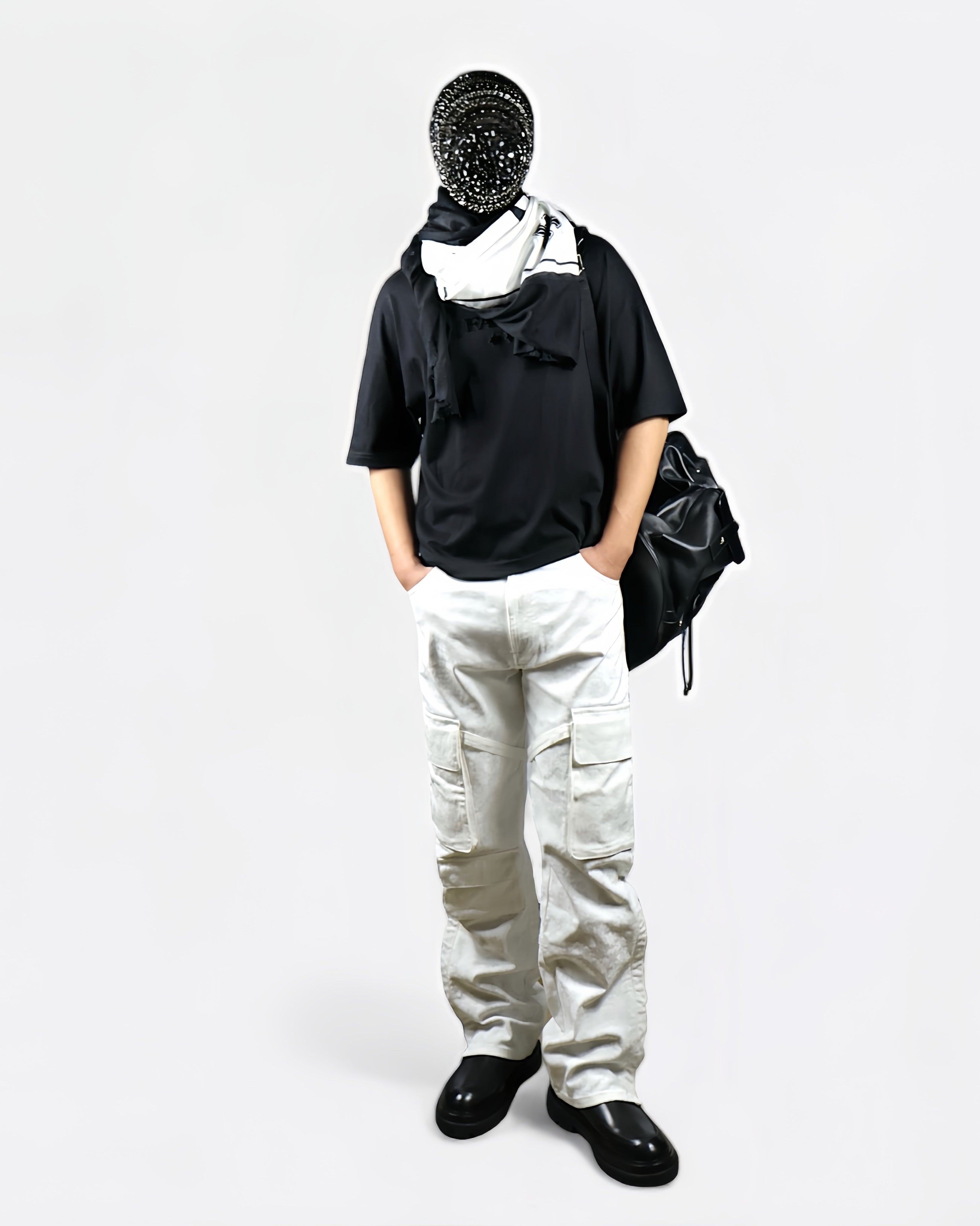 带口袋的白色七芒星牛仔裤