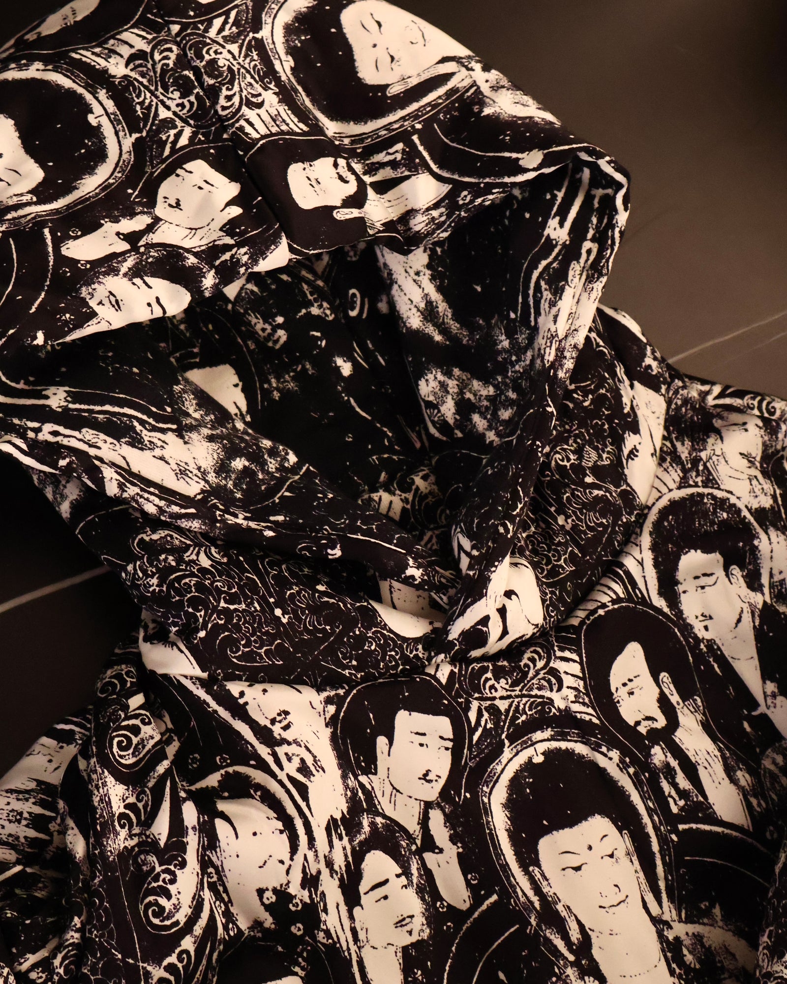    佛系中性连帽衫 带加垫 