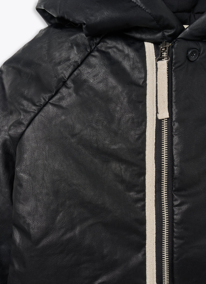 黑色皮革连帽衫