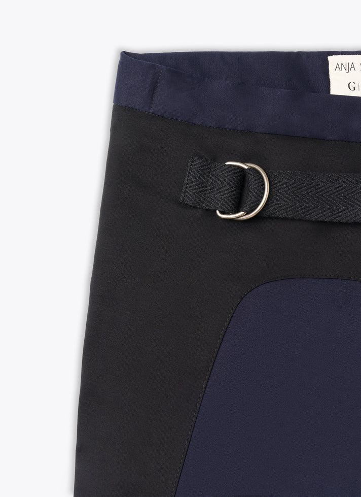 BLUE PANTS WITH BELT AND POCKETS