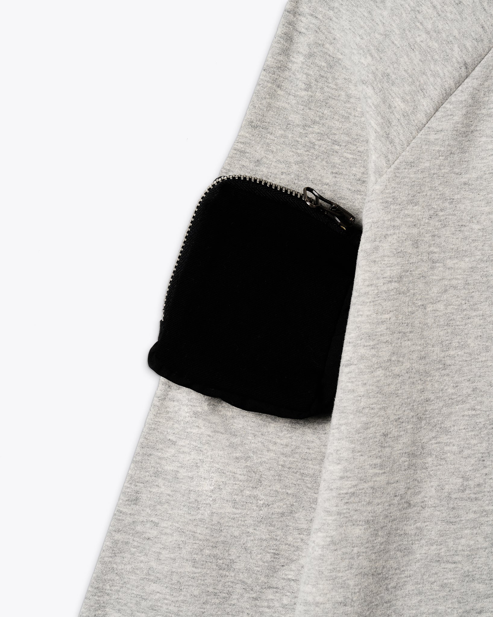 ROUND NECK JERSEY SWEATER