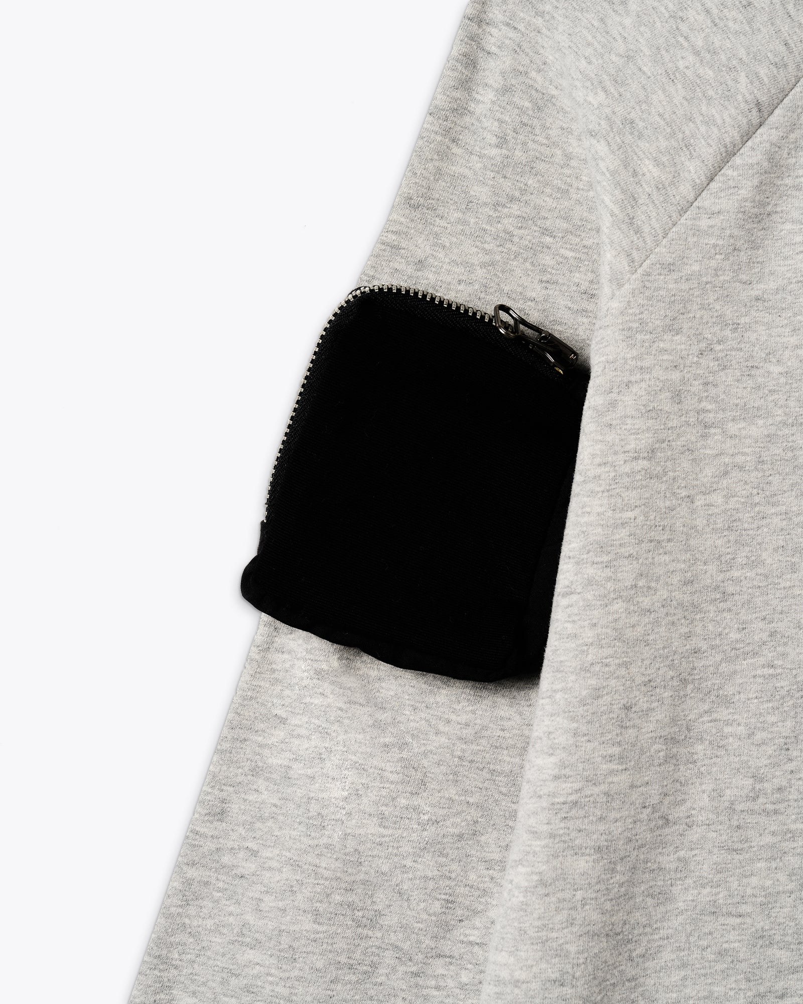 ROUND NECK JERSEY SWEATER