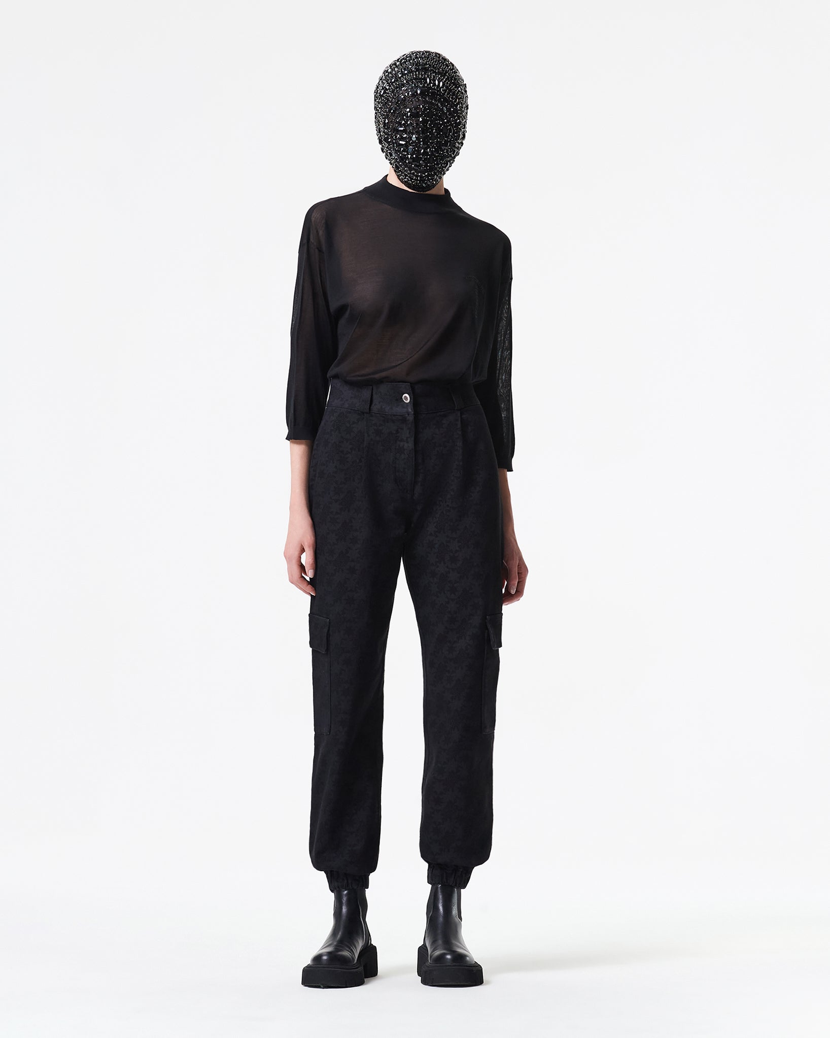 带口袋的高腰裤