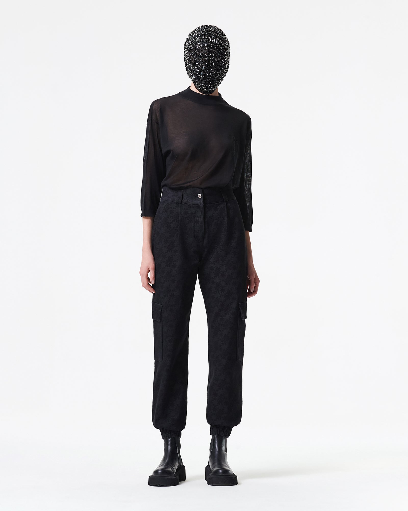 带口袋的高腰裤